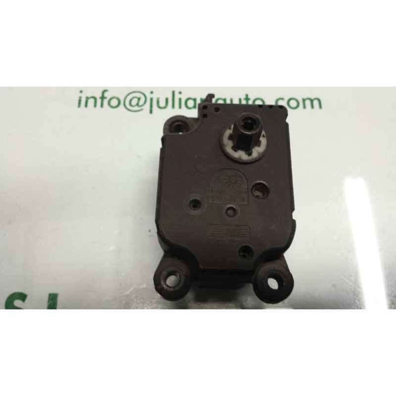 Recambio de motor calefaccion para mercedes-benz clase c (w203) berlina referencia OEM IAM A2038201642 EAB501 BEHR