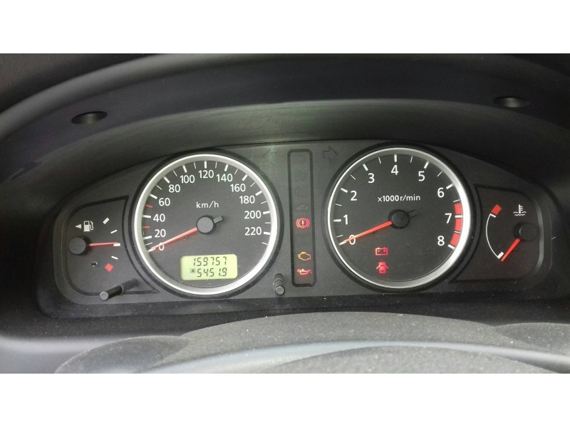 nissan almera (n16/e) del año 2003