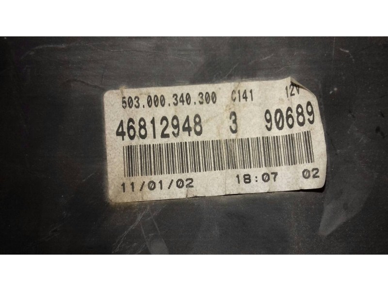 Recambio de cuadro instrumentos para fiat punto berlina (188) 1.2 8v referencia OEM IAM 46812948 503000340300 46812948390689
