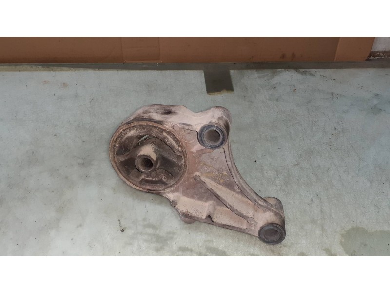 Recambio de soporte motor para opel astra h ber. cosmo referencia OEM IAM 13125635 511671286 JH