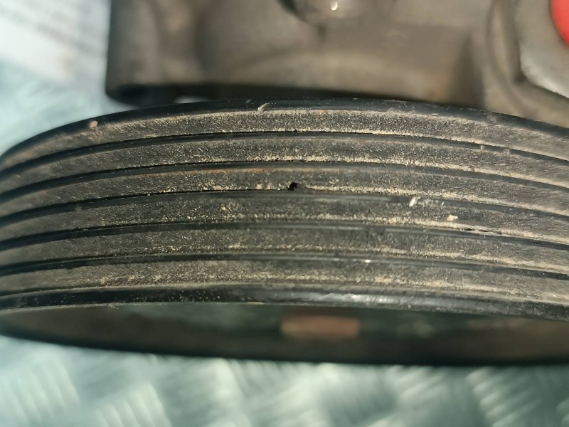 Recambio de bomba direccion para ford fiesta (cbk) ambiente referencia OEM IAM 2S603A696DD  AASPA7012