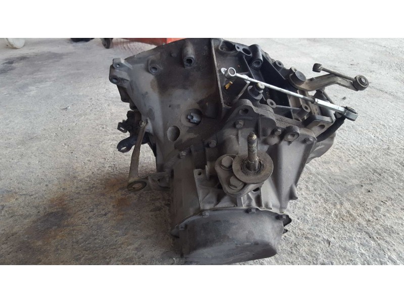 Recambio de caja cambios para peugeot 206 berlina x-line referencia OEM IAM 20DL72  5 VELOCIDADES
