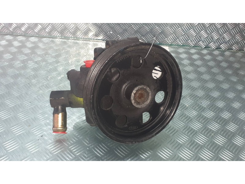 Recambio de bomba direccion para ford focus berlina (cak) ghia referencia OEM IAM HBDVC  8ME2202