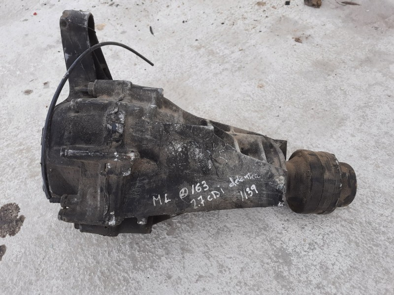 Recambio de diferencial delantero para mercedes-benz clase m (w163) 270 cdi (163.113) referencia OEM IAM 01047040  