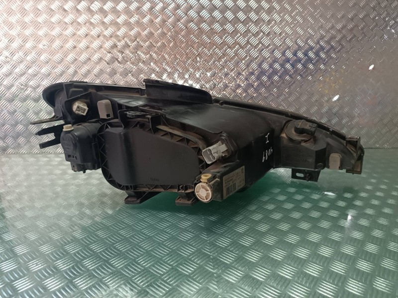 Recambio de faro izquierdo para peugeot 206 berlina xs-line referencia OEM IAM 9628666880 89001771 