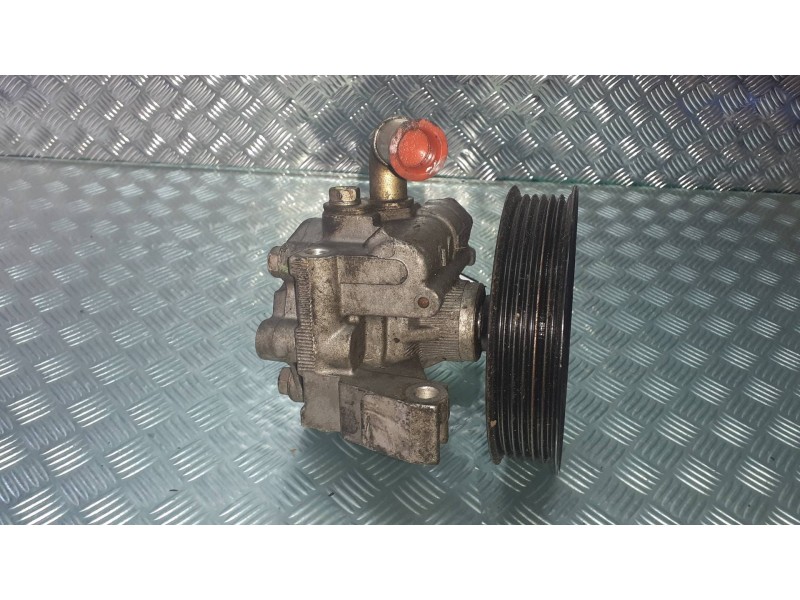 Recambio de bomba direccion para ford transit connect (tc7) furg. referencia OEM IAM 2T143A696AG  