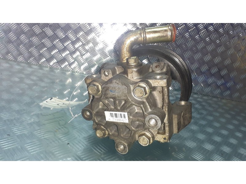 Recambio de bomba direccion para ford transit connect (tc7) furg. referencia OEM IAM 2T143A696AG  