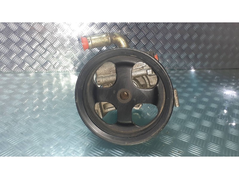 Recambio de bomba direccion para ford transit connect (tc7) furgón (2006) referencia OEM IAM 2T143A696AG  