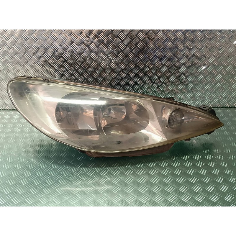 Recambio de faro derecho para peugeot 206 berlina xs-line referencia OEM IAM 89000520  