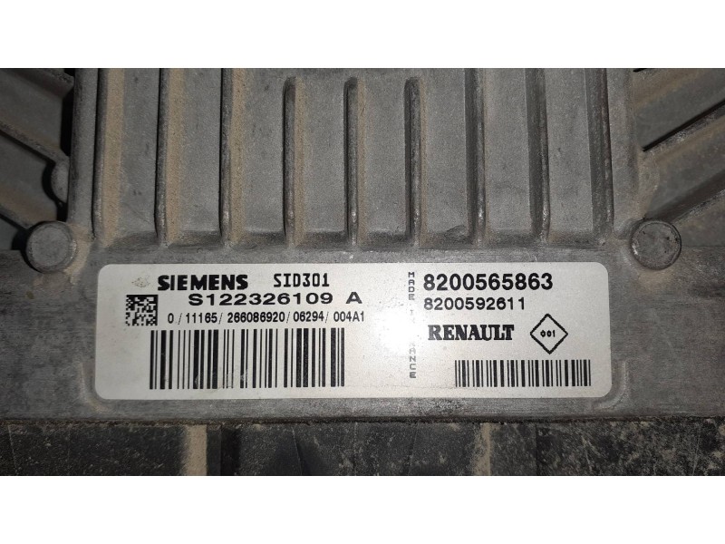 Recambio de centralita motor uce para renault megane ii berlina 5p authentique referencia OEM IAM 8200565863  