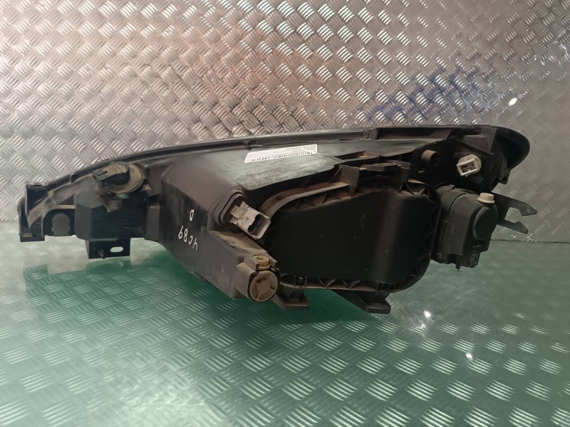 Recambio de faro derecho para peugeot 206 berlina xs-line referencia OEM IAM 89000520  