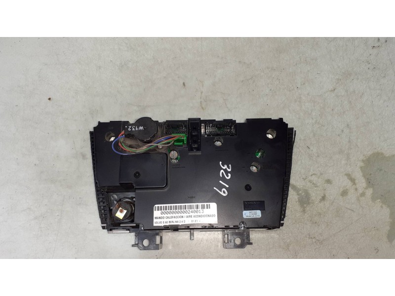 Recambio de mando calefaccion / aire acondicionado para volvo s60 berlina 2.4 d referencia OEM IAM 8651242  