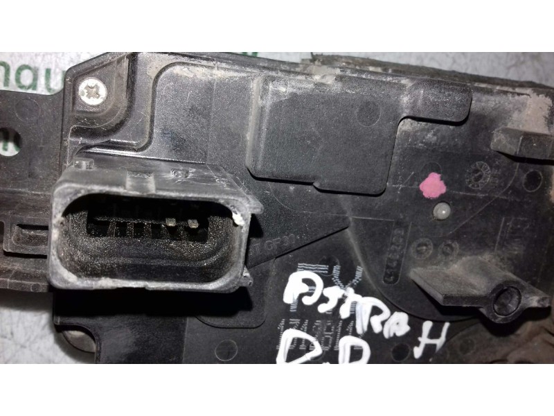 Recambio de cerradura puerta delantera derecha para opel astra h berlina enjoy referencia OEM IAM 13128112  3 + 2 PINES