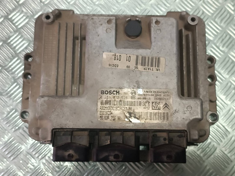 Recambio de centralita motor uce para peugeot 206 berlina xs-line referencia OEM IAM 9663475680 0281012528 BOSCH