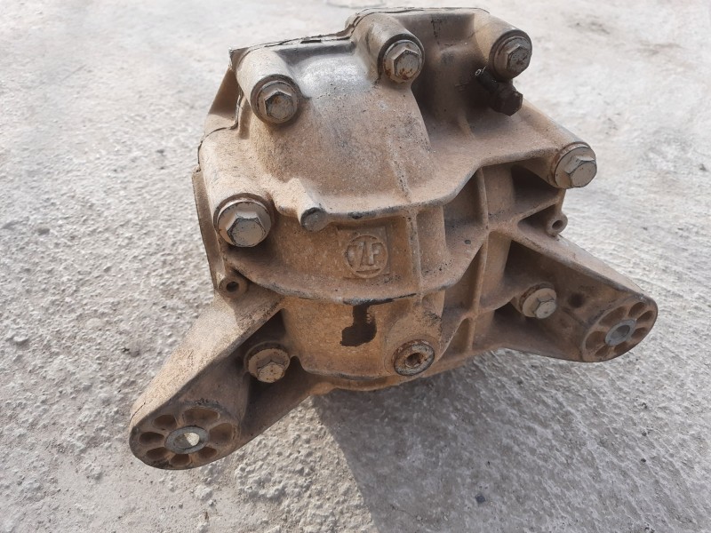 Recambio de diferencial trasero para mercedes-benz clase m (w163) 270 cdi (163.113) referencia OEM IAM 02070018  