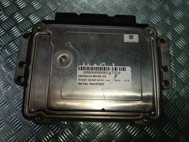 Recambio de centralita motor uce para peugeot 206 berlina xs-line referencia OEM IAM 9663475680 0281012528 BOSCH