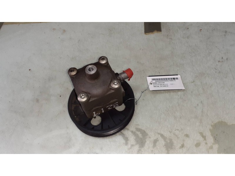 Recambio de bomba direccion para volvo s60 berlina 2.4 d referencia OEM IAM 7611332112  