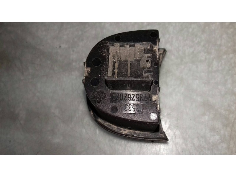 Recambio de mando luces para alfa romeo 147 (190) referencia OEM IAM 7735262023  