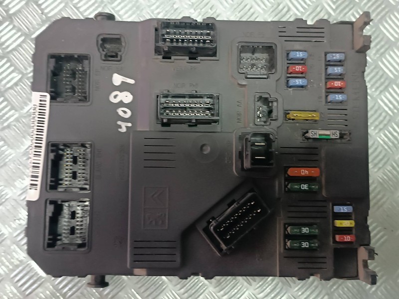 Recambio de caja reles / fusibles para peugeot 206 berlina xs-line referencia OEM IAM 9657999780 BSI E02 00 SIEMENS