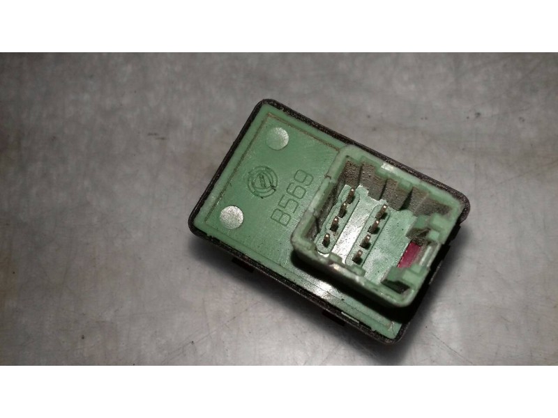 Recambio de mando retrovisor para fiat idea (135) 1.4 16v active (i+a) referencia OEM IAM B569  