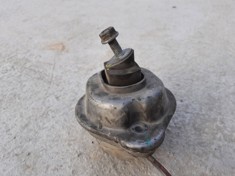 Recambio de soporte motor izquierdo para bmw x5 (e53) 3.0d referencia OEM IAM 109699701  