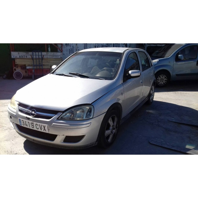 opel corsa c del año 2004