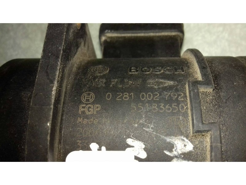 Recambio de caudalimetro para alfa romeo 147 (190) 1.9 jtd 120 collezione referencia OEM IAM 0281002792 55183650 BOSCH