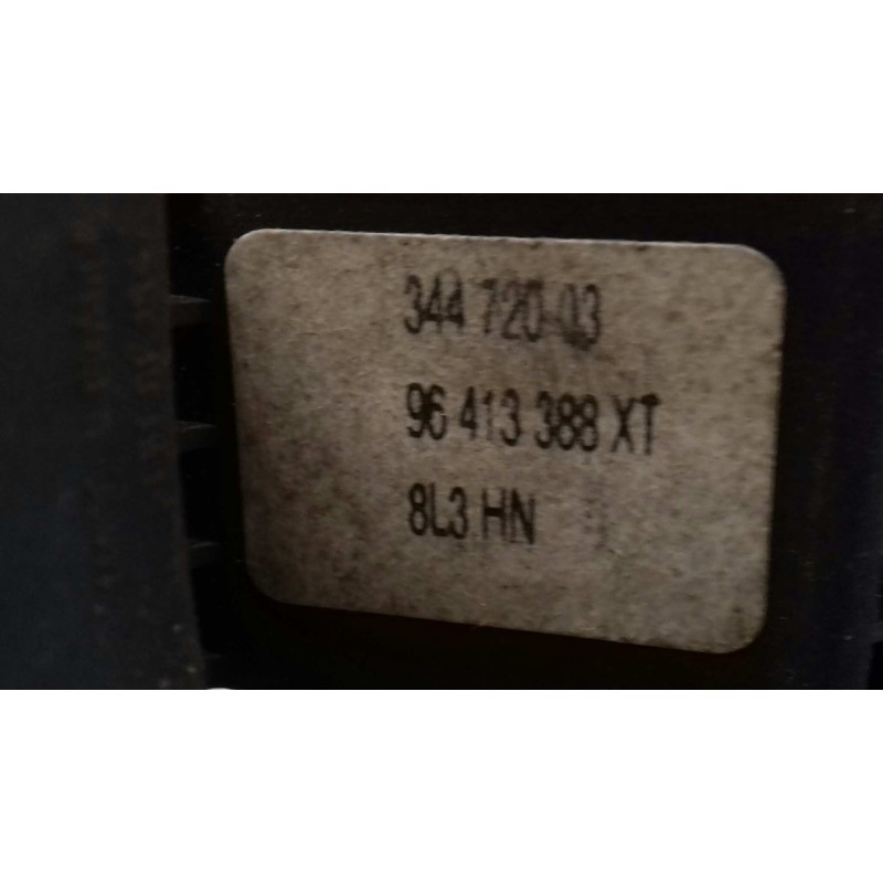 Recambio de mando multifuncion para citroen berlingo 2.0 hdi sx familiar referencia OEM IAM 96413388XT 34472003 RADIO