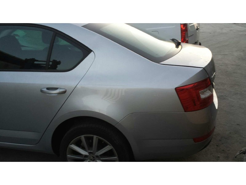 skoda octavia lim. (5e3) del año 2014