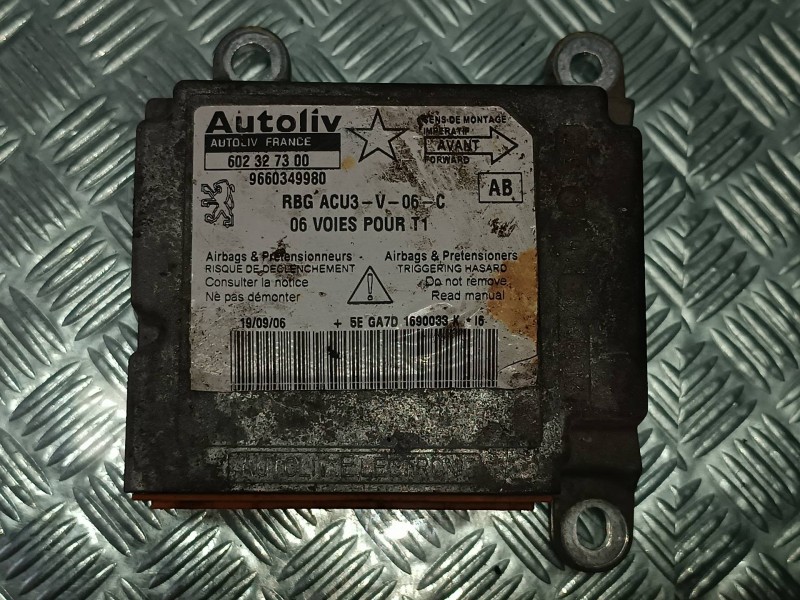 Recambio de centralita airbag para peugeot 206 berlina xs-line referencia OEM IAM 9660349980 602327300 AUTOLIV