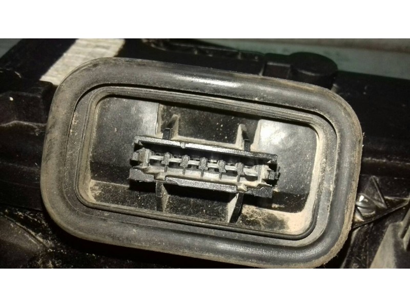 Recambio de piloto trasero derecho para seat arosa (6h1) select referencia OEM IAM 038020748  