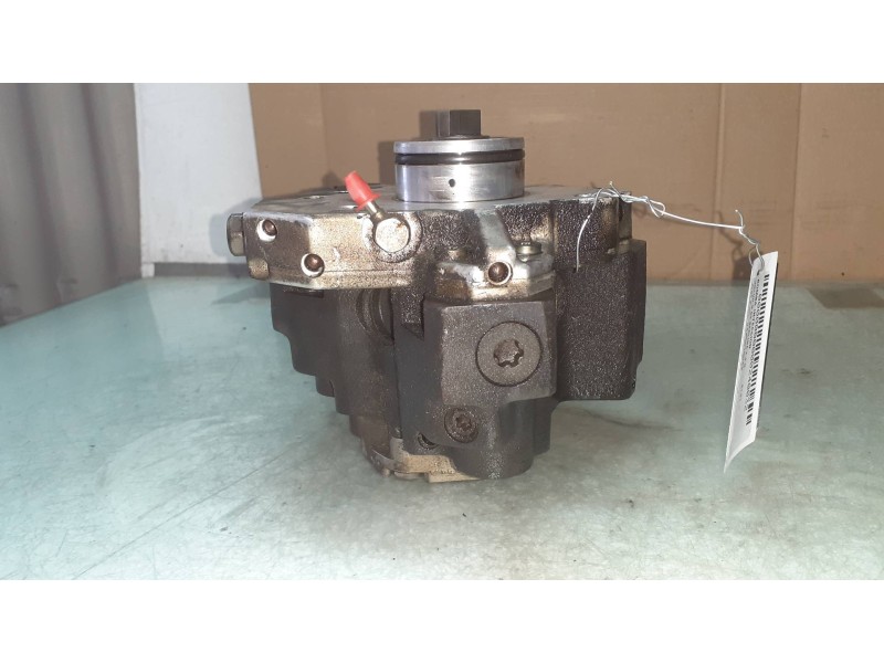 Recambio de bomba inyeccion para volvo s60 berlina 2.4 d referencia OEM IAM 0445010043 8642781 BOSCH