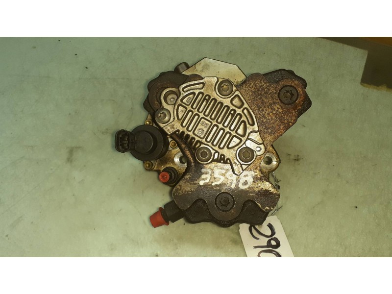 Recambio de bomba inyeccion para volvo s60 berlina 2.4 d referencia OEM IAM 0445010043 8642781 BOSCH