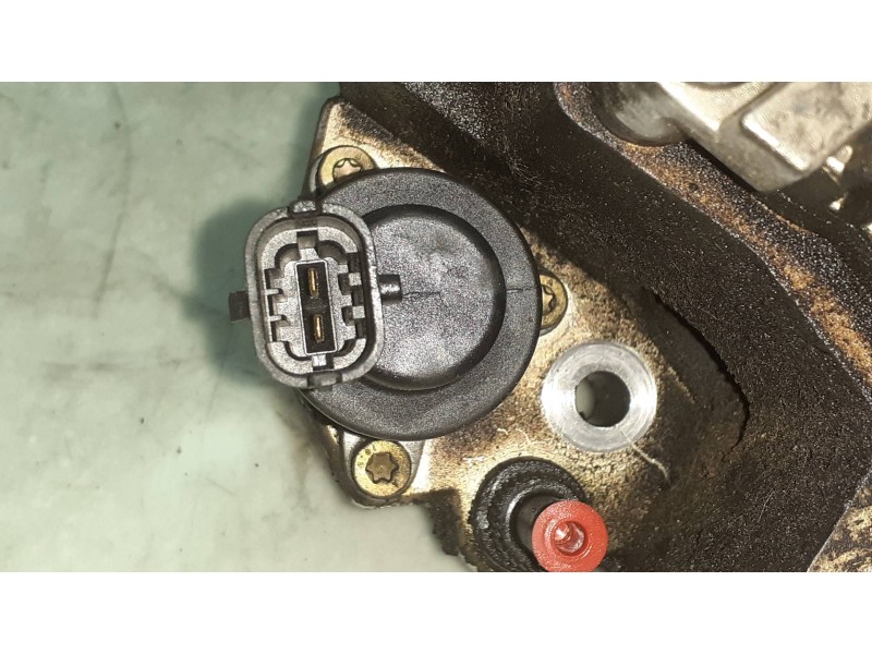 Recambio de bomba inyeccion para volvo s60 berlina 2.4 d referencia OEM IAM 0445010043 8642781 BOSCH