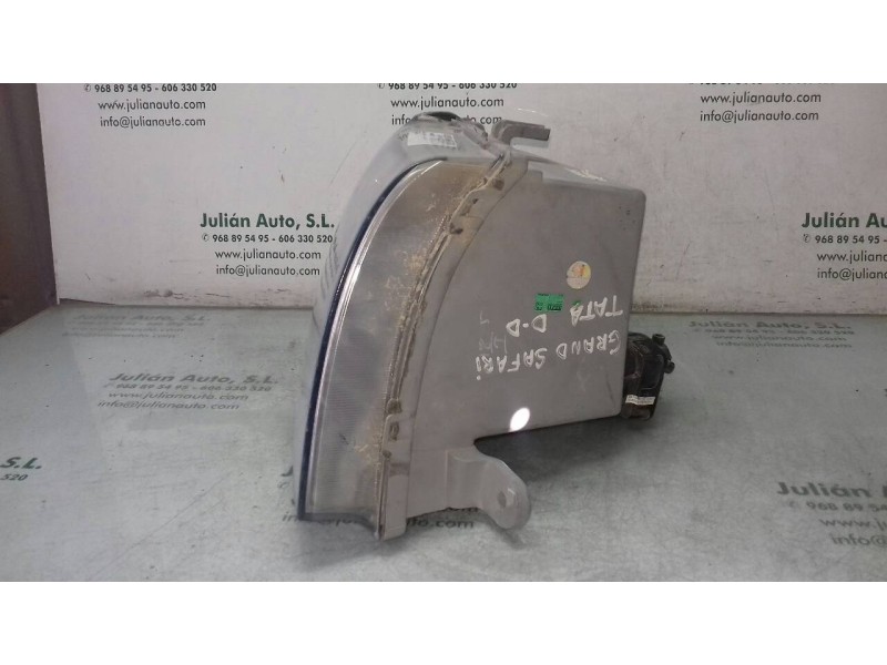 Recambio de faro derecho para tata safari 2.9d referencia OEM IAM 20010100R  LUMAX