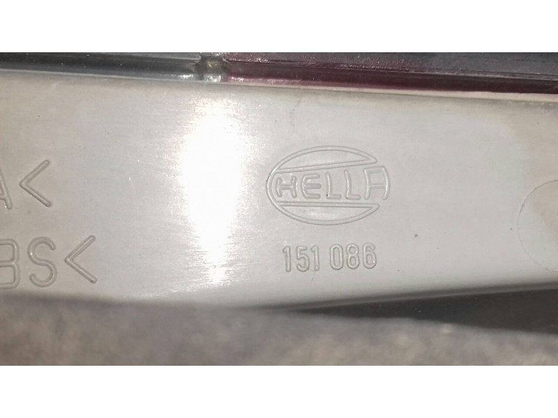 Recambio de piloto trasero derecho para mitsubishi carisma berlina 4 (da0) 1900 gl referencia OEM IAM 151086  