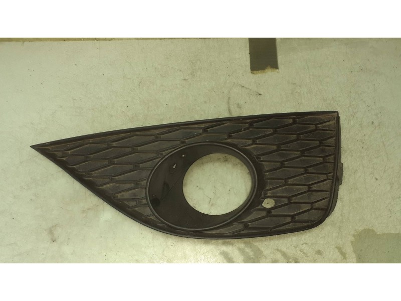 Recambio de rejilla paragolpes derecha para seat ibiza (6j5) sport referencia OEM IAM 6J0853666A  