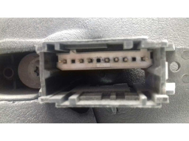 Recambio de retrovisor derecho para renault megane i fase 2 berlina (ba0) referencia OEM IAM 12313050  ELECTRICO