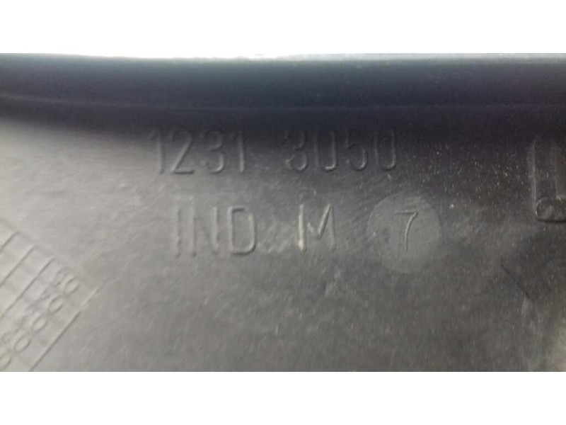 Recambio de retrovisor derecho para renault megane i fase 2 berlina (ba0) referencia OEM IAM 12313050  ELECTRICO