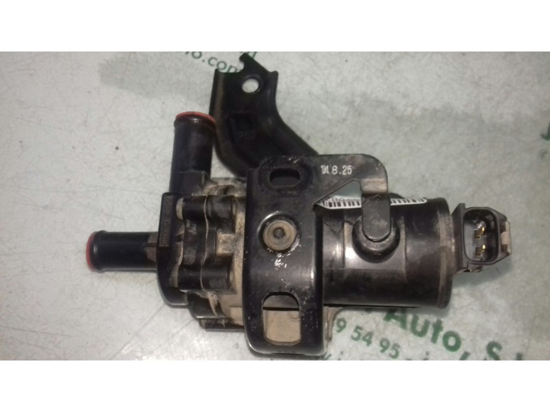 Recambio de bomba agua para toyota prius (nhw20) basis referencia OEM IAM 0641000951 8F20 DENSO