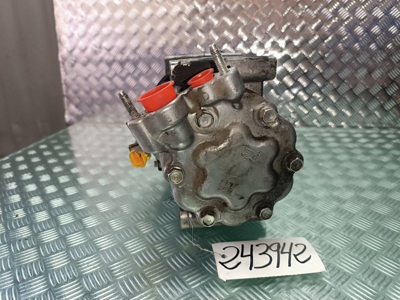 Recambio de compresor aire acondicionado para peugeot 206 berlina xs-line referencia OEM IAM HS300323 SL6V12 SIGMA