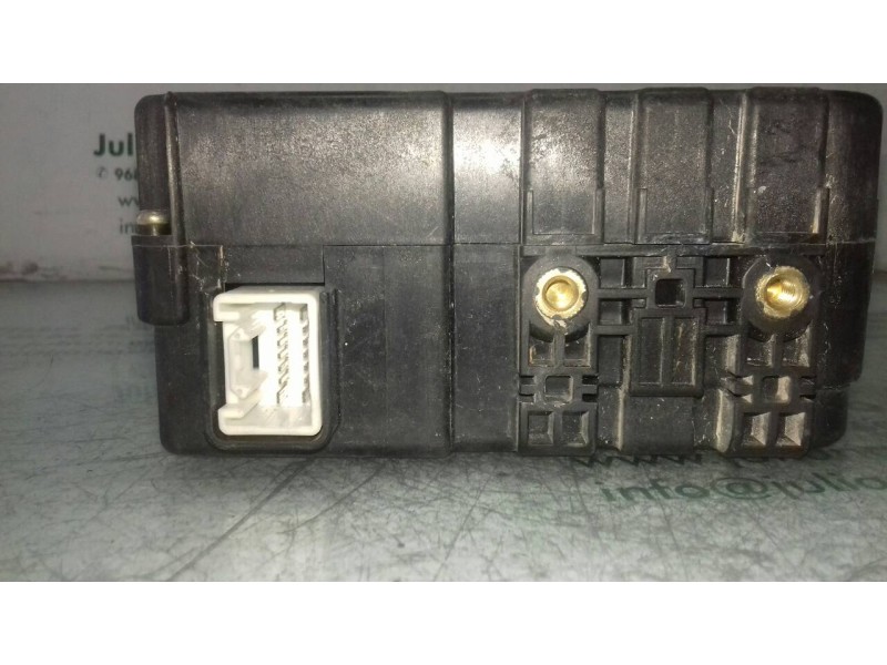 Recambio de modulo electronico para toyota prius (nhw20) basis referencia OEM IAM 8968047010 48HC307 48J2130