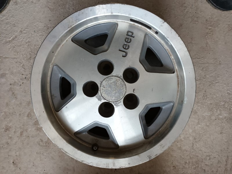 Recambio de juego llantas para chrysler jeep cherokee (j) 2.5 td referencia OEM IAM 8F8952003368 16X7J5 