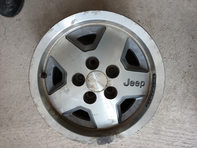 Recambio de juego llantas para chrysler jeep cherokee (j) 2.5 td referencia OEM IAM 8F8952003368 16X7J5 