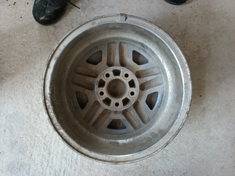 Recambio de juego llantas para chrysler jeep cherokee (j) 2.5 td referencia OEM IAM 8F8952003368 16X7J5 