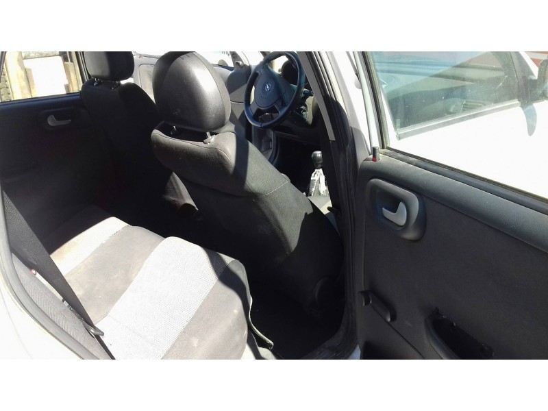 opel corsa c del año 2004