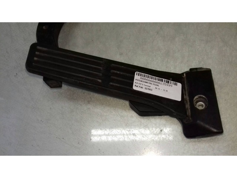 Recambio de potenciometro pedal para kia cee´d concept referencia OEM IAM 327003  