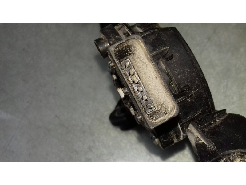 Recambio de potenciometro pedal para kia cee´d concept referencia OEM IAM 327003  