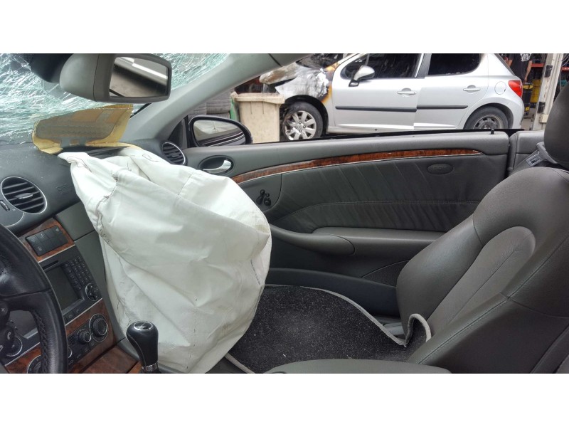 mercedes-benz clase clk (w209) coupe del año 2005