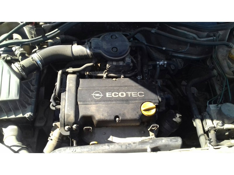 opel corsa c del año 2004